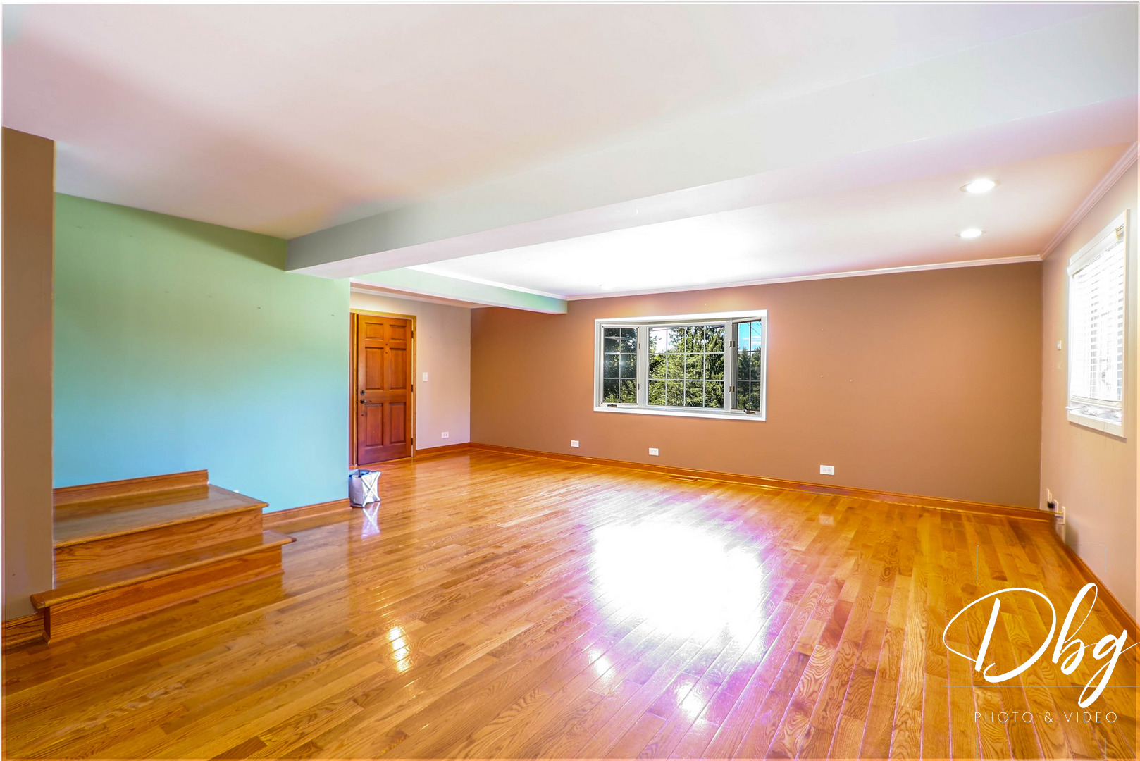 25721 W Lakeview Avenue, Wauconda, IL 60084
