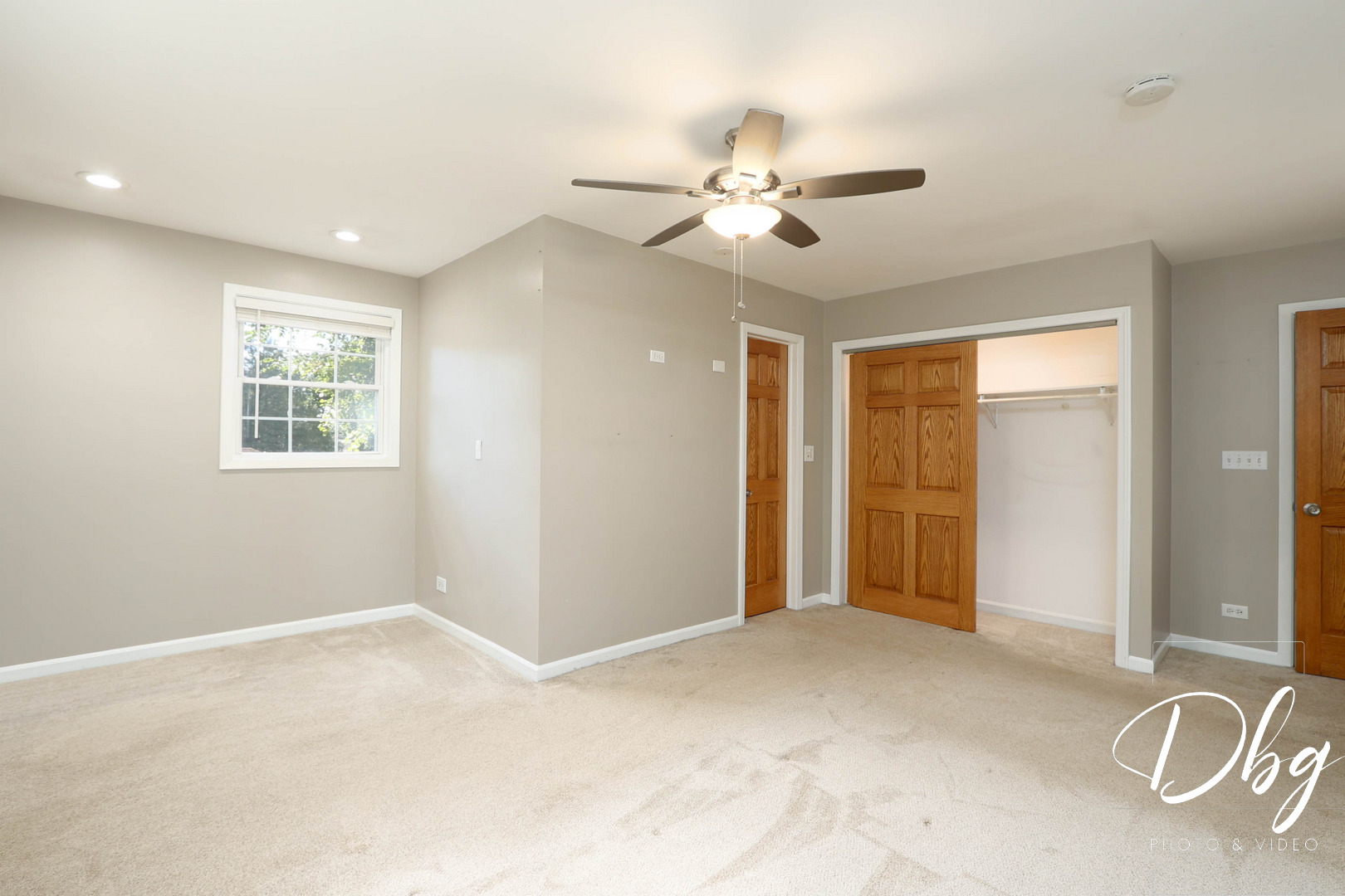 25721 W Lakeview Avenue, Wauconda, IL 60084