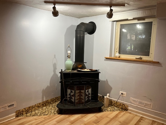 6135 S Massasoit Avenue, Chicago, IL 60638