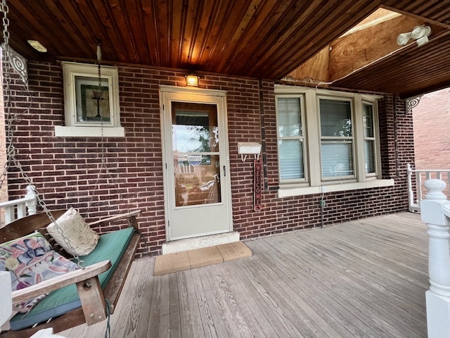 6135 S Massasoit Avenue, Chicago, IL 60638