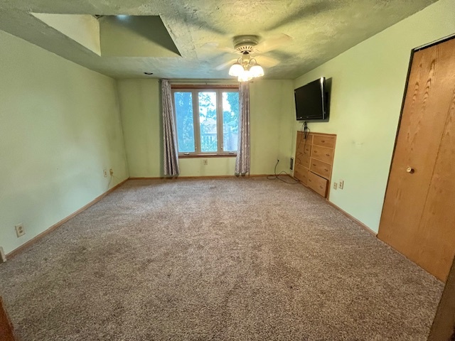 6135 S Massasoit Avenue, Chicago, IL 60638