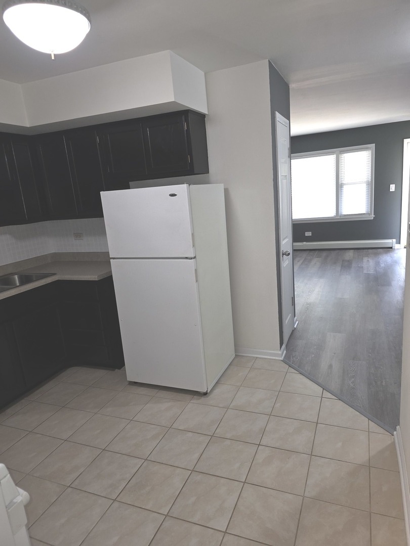 1115 Holiday Lane #17, Des Plaines, IL 60016