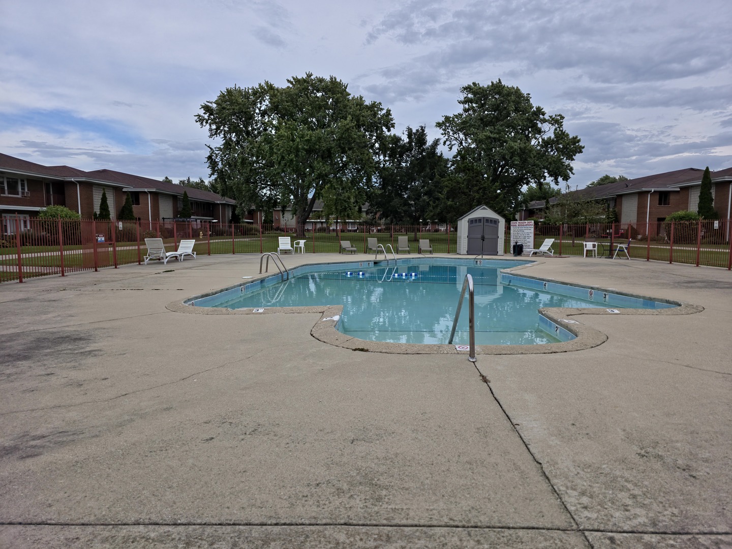 1115 Holiday Lane #17, Des Plaines, IL 60016