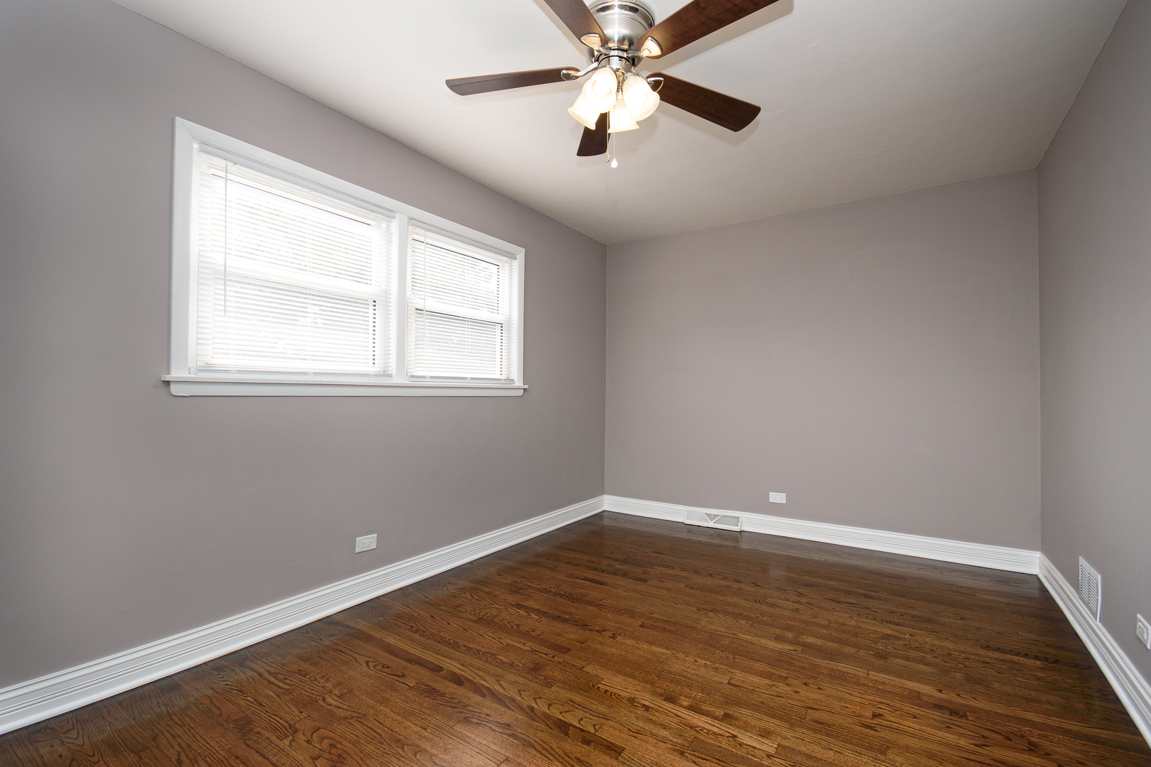 9049 S Parnell Avenue, Chicago, IL 60620