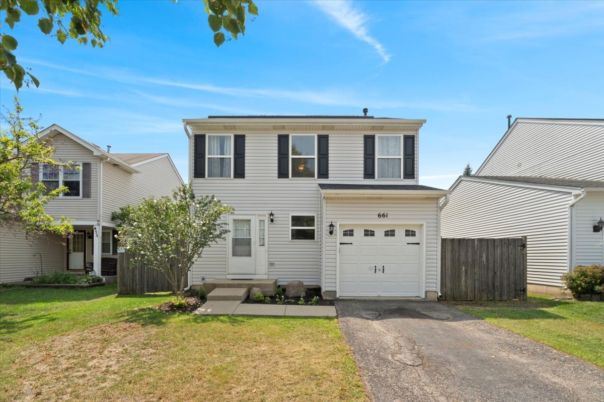 661 W Huron Hills Trail, Round Lake Heights, IL 60073