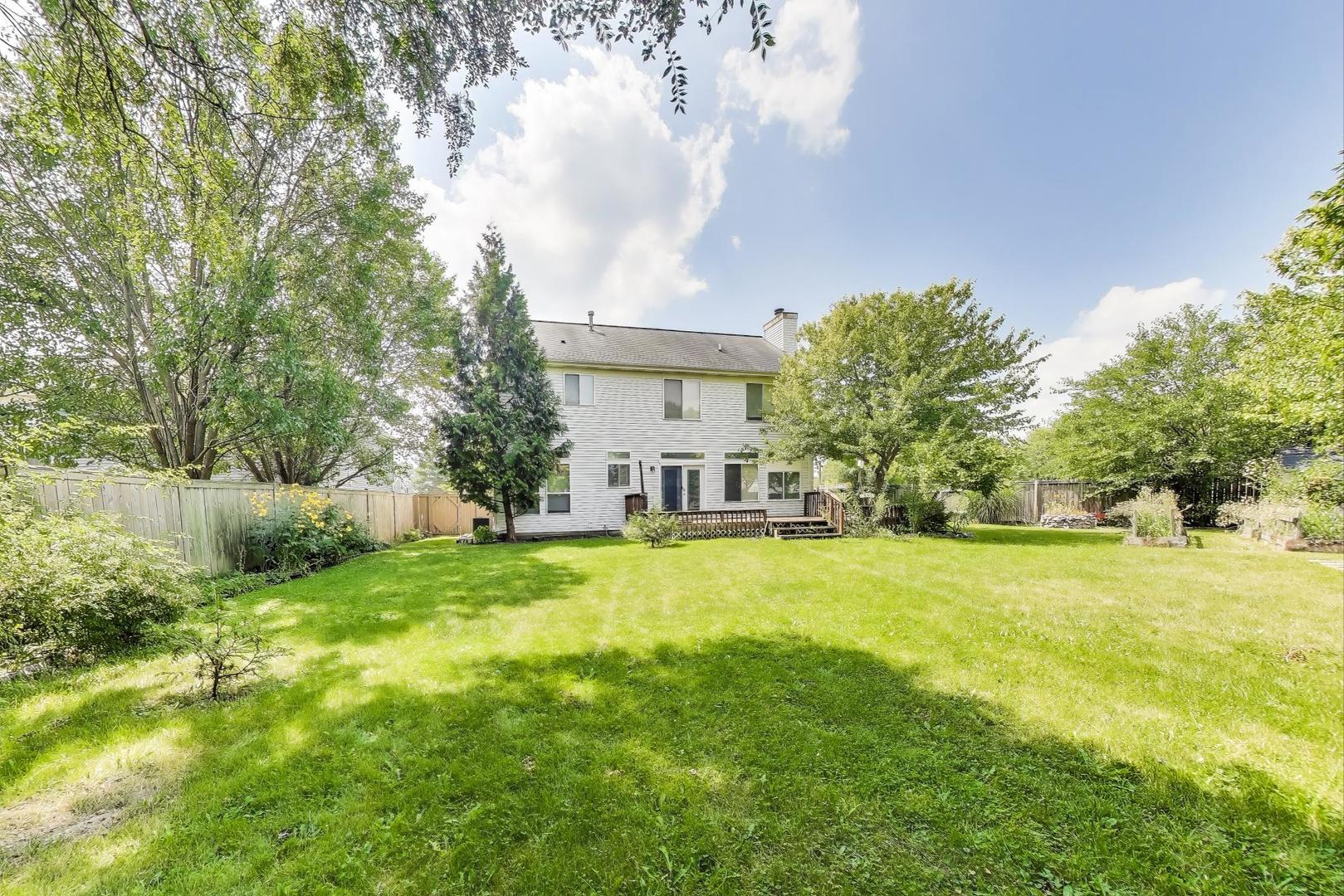 548 W Sweet Clover Road, Round Lake, IL 60073