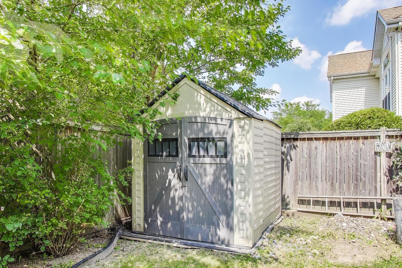 548 W Sweet Clover Road, Round Lake, IL 60073