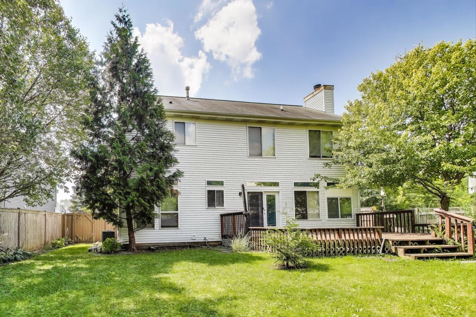 548 W Sweet Clover Road, Round Lake, IL 60073
