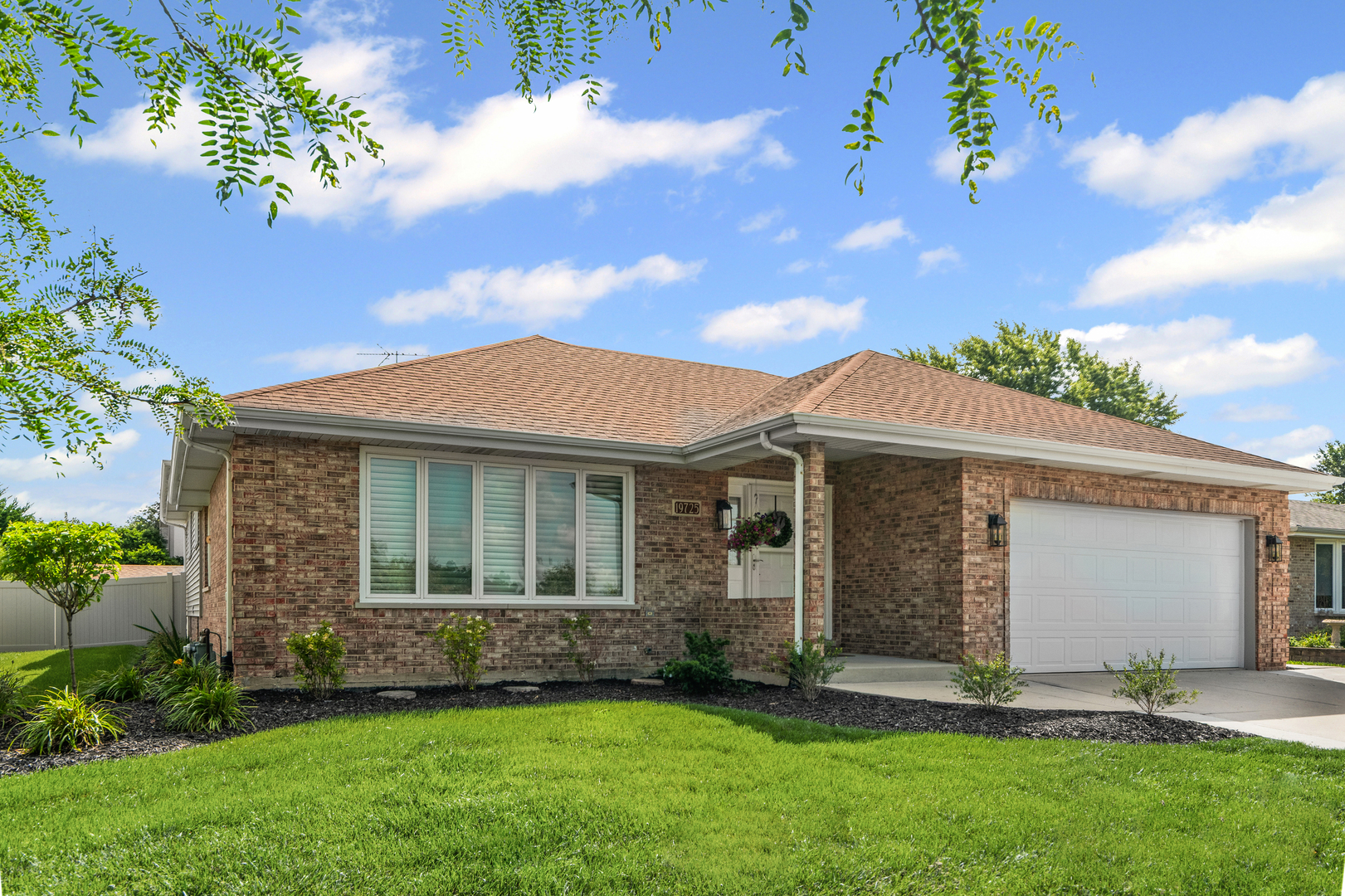 19725 S Schoolhouse Road, Mokena, IL 60448