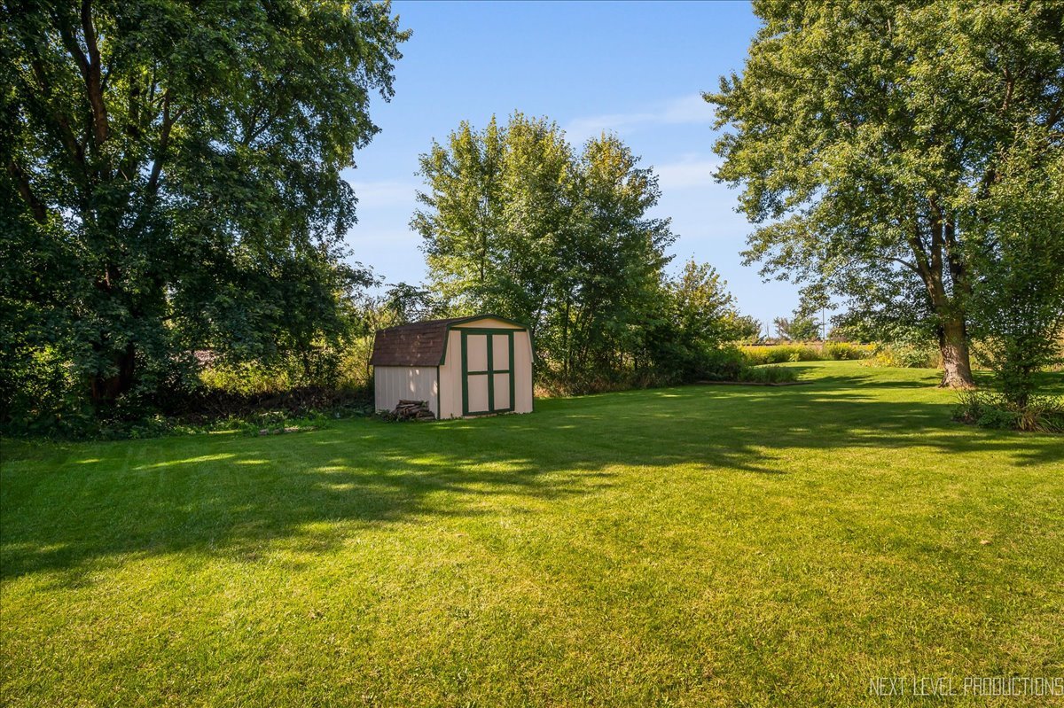 635 James Street, Hinckley, IL 60520