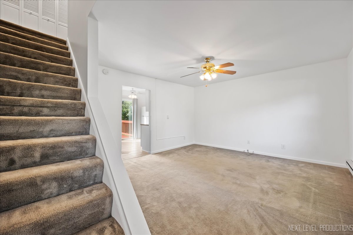 635 James Street, Hinckley, IL 60520