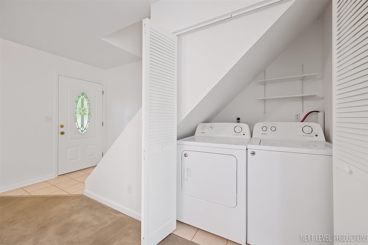 635 James Street, Hinckley, IL 60520