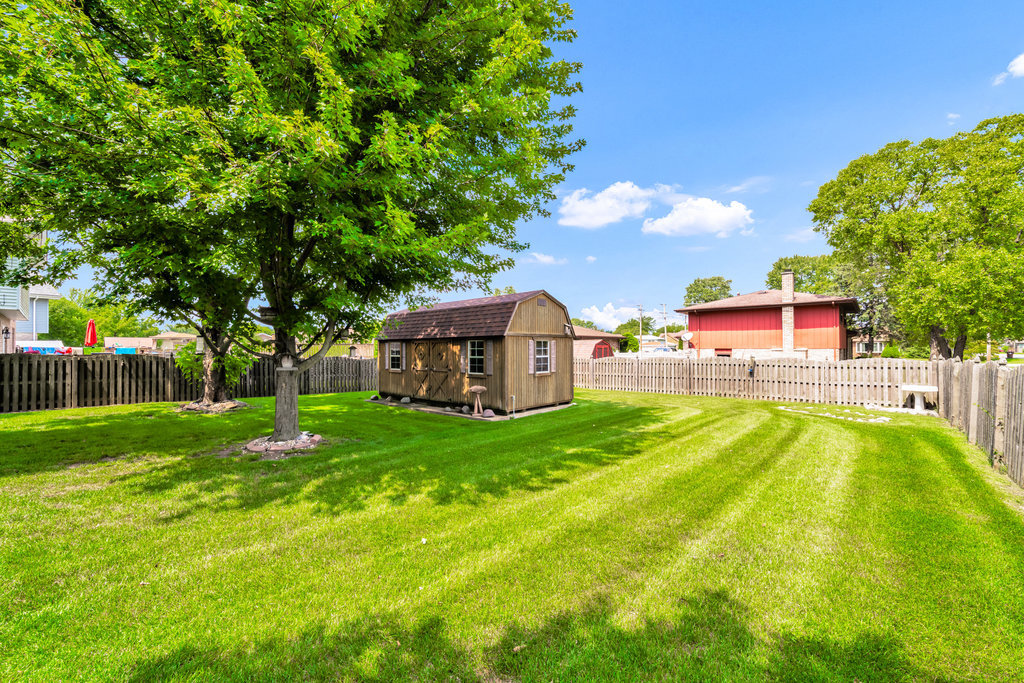 6402 Jeanette Court, Tinley Park, IL 60477