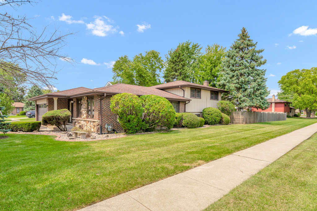 6402 Jeanette Court, Tinley Park, IL 60477