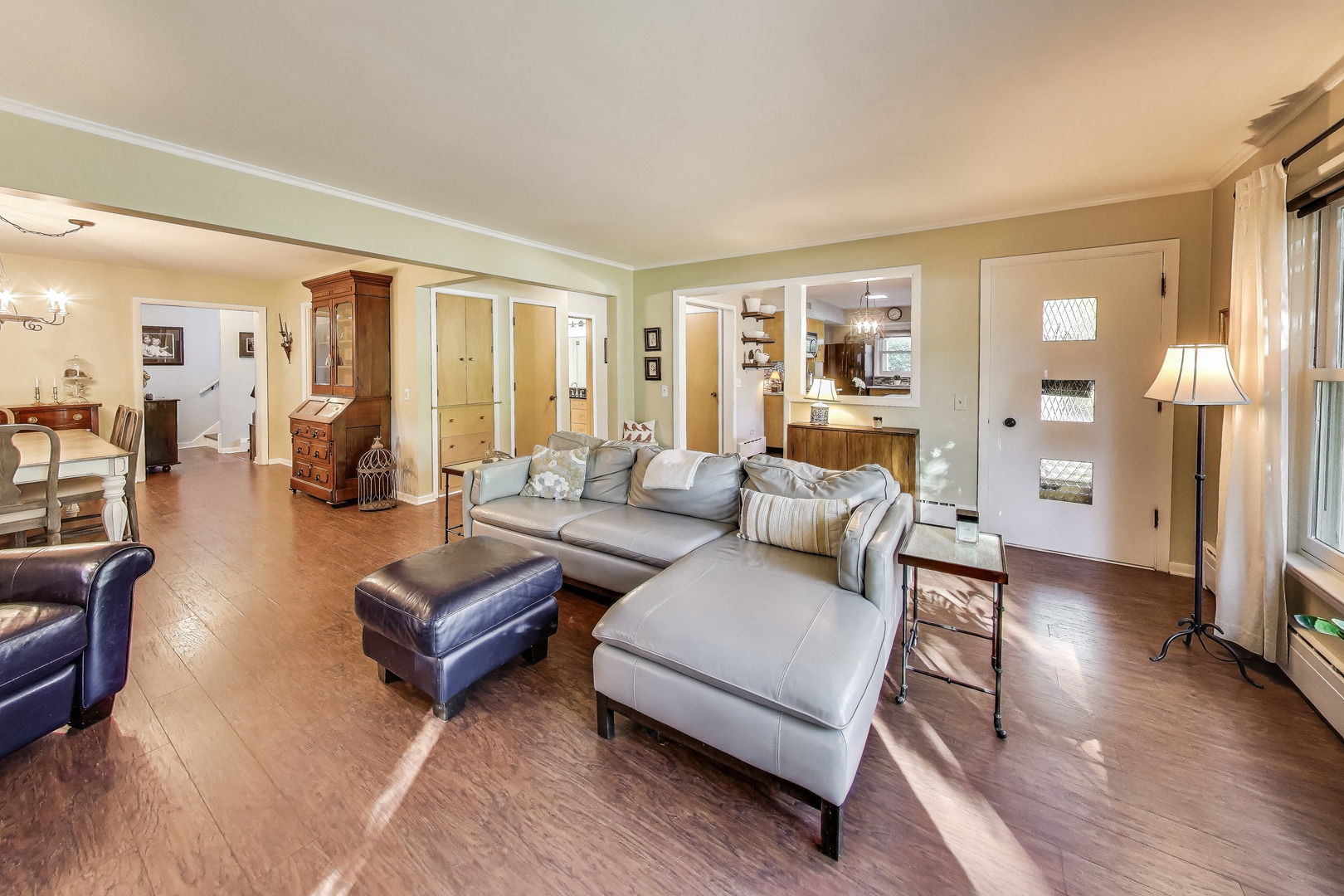 170 Eastview Avenue, Crystal Lake, IL 60014
