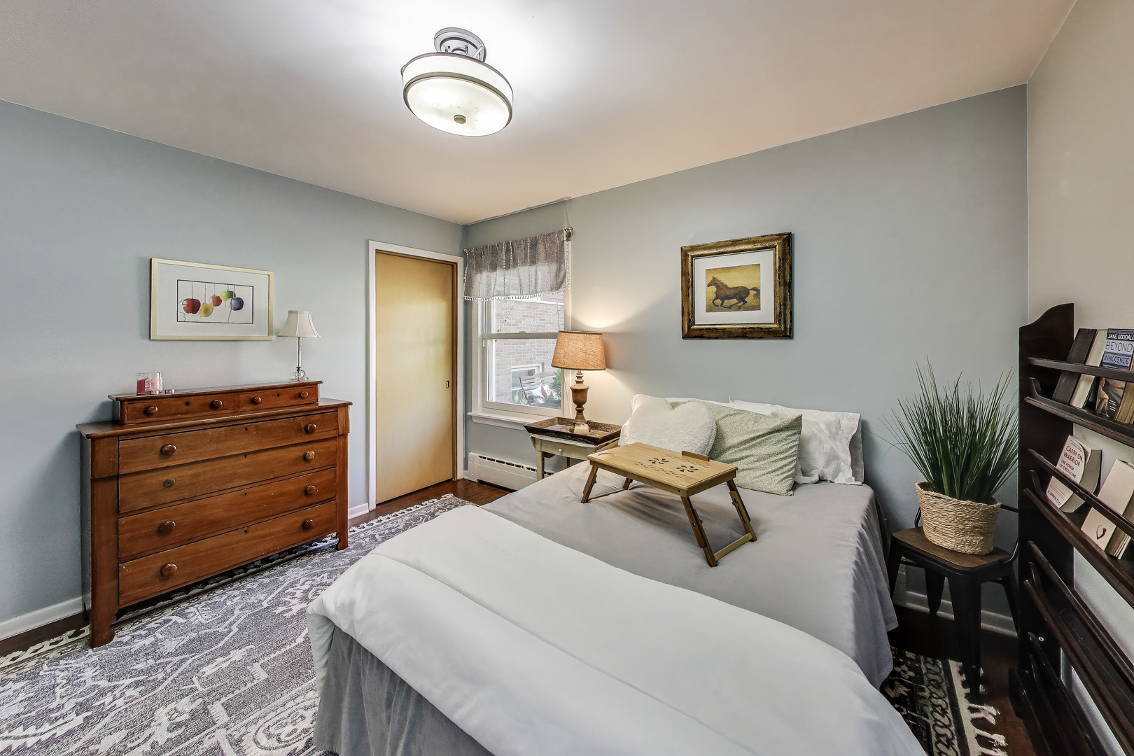170 Eastview Avenue, Crystal Lake, IL 60014