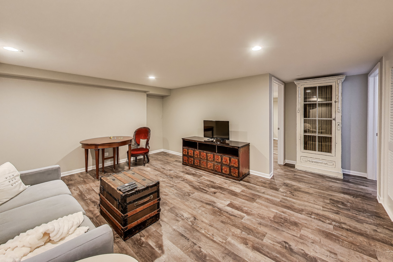 170 Eastview Avenue, Crystal Lake, IL 60014