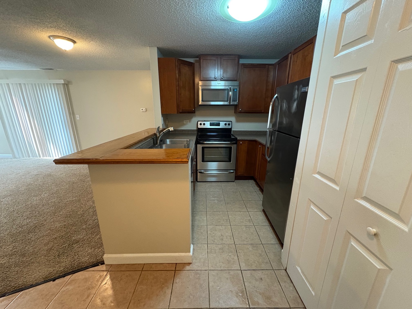 1979 N Hicks Road #104, Palatine, IL 60074