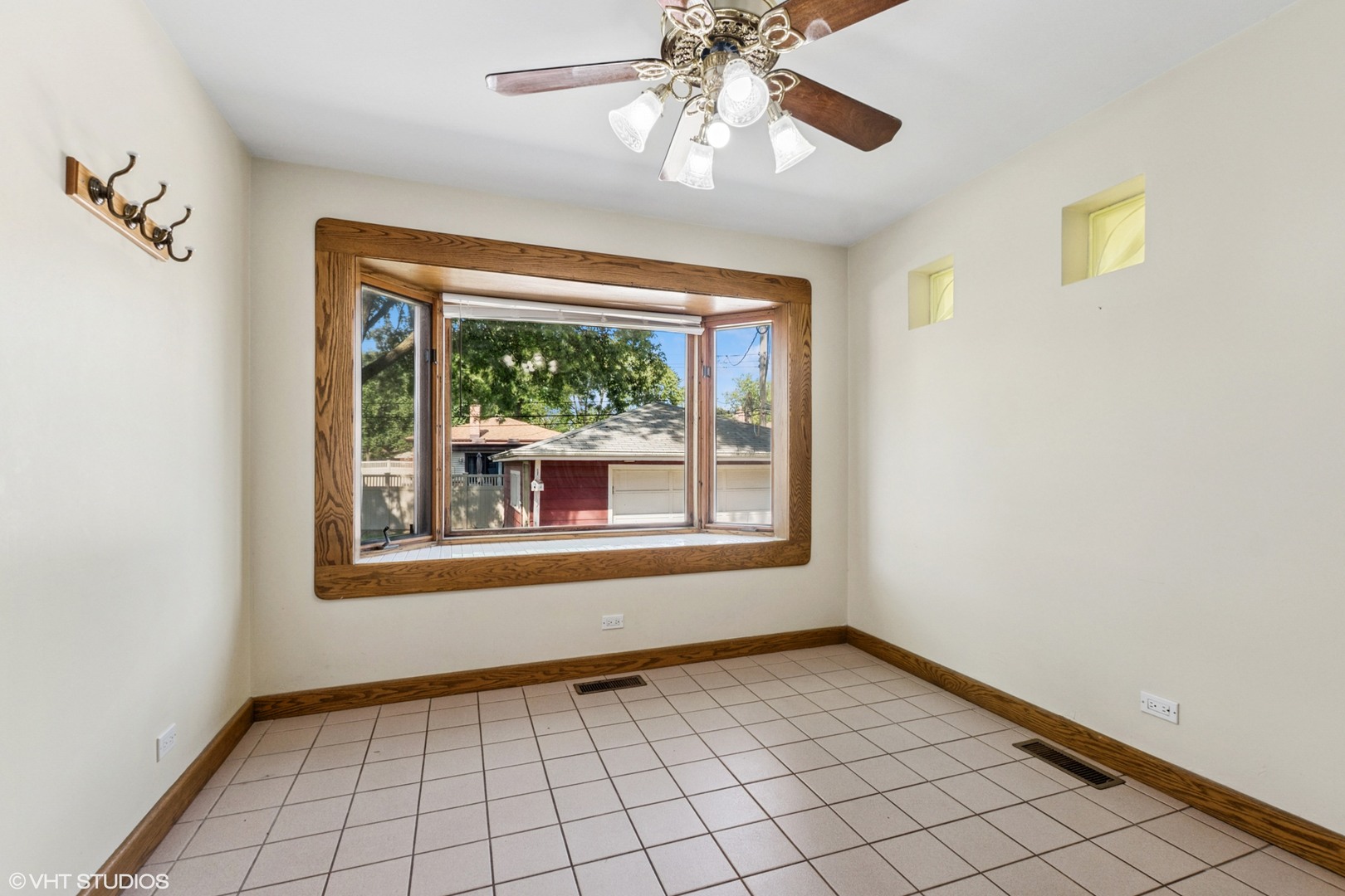 10624 Lawler Avenue, Oak Lawn, IL 60453