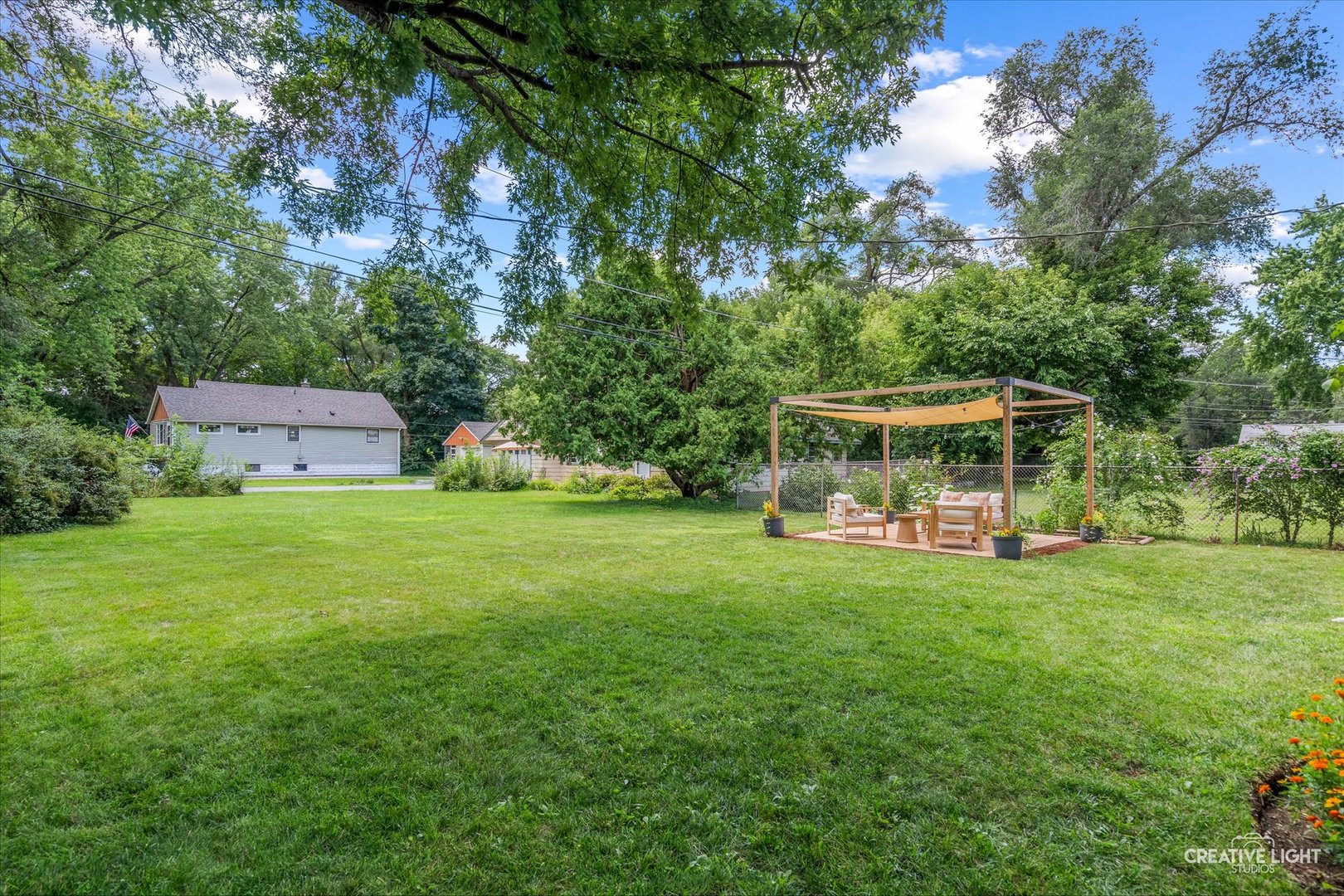 5 Kent Avenue, Crystal Lake, IL 60014