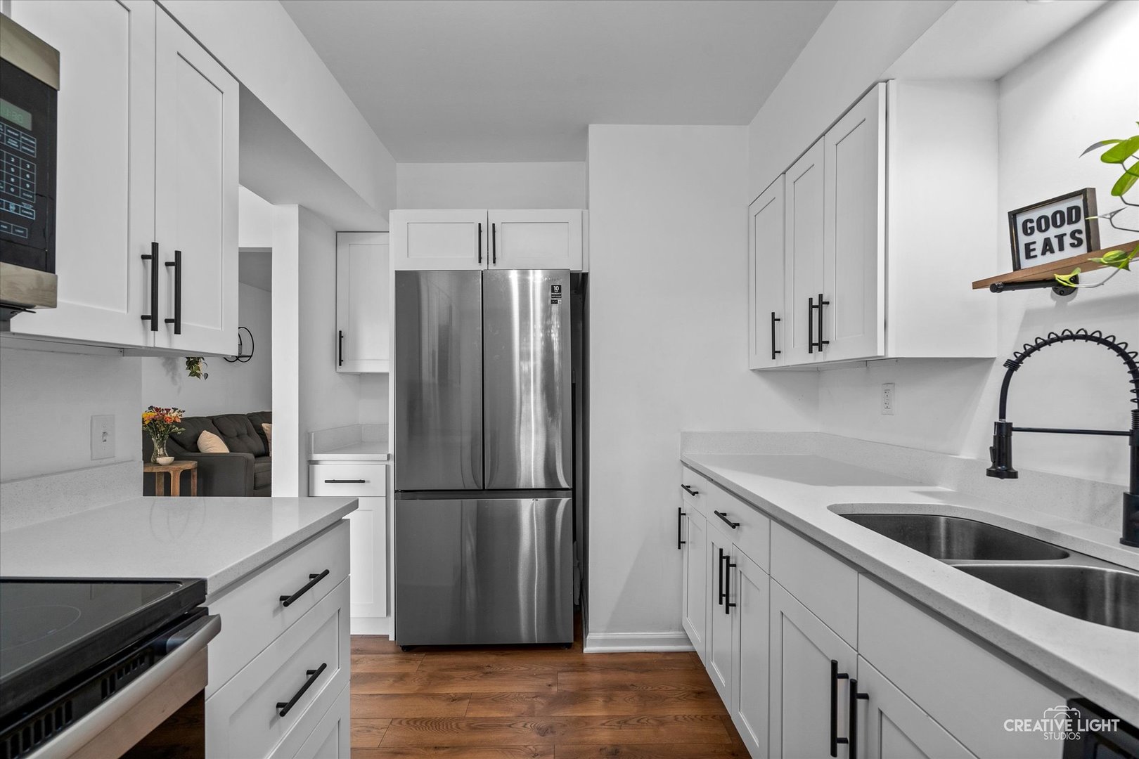 5 Kent Avenue, Crystal Lake, IL 60014