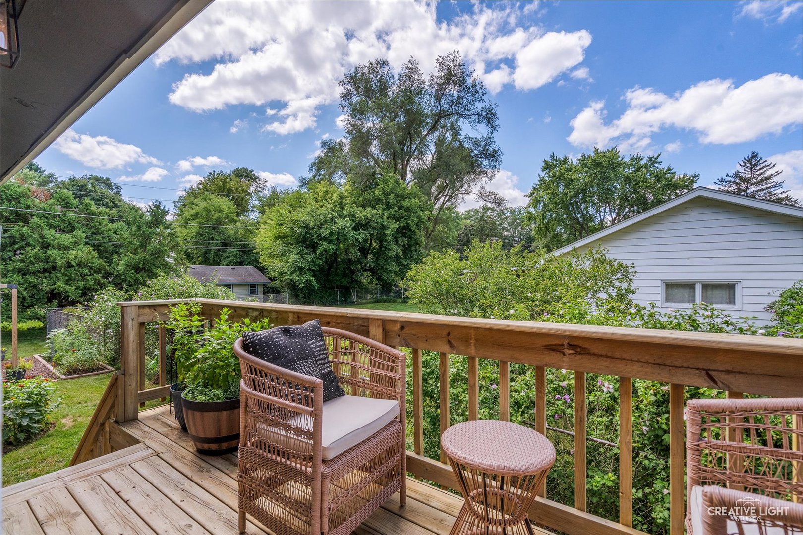 5 Kent Avenue, Crystal Lake, IL 60014