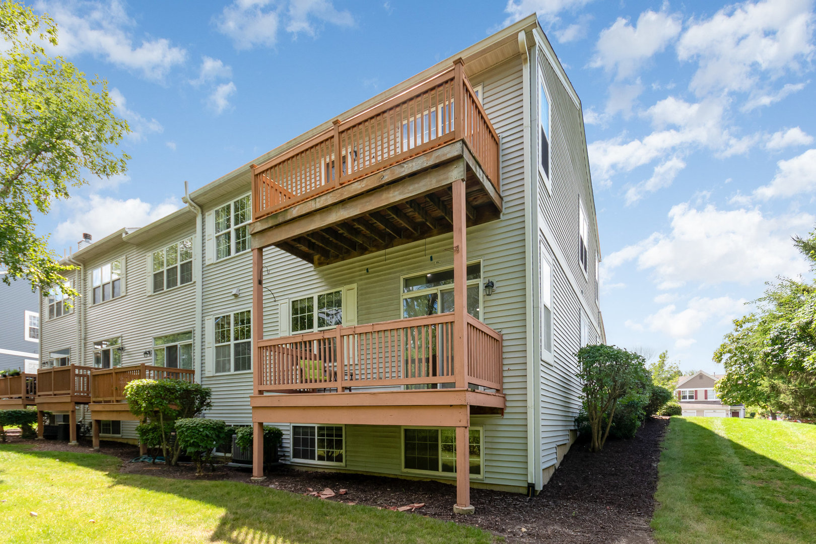 954 Genesee Drive #954, Naperville, IL 60563