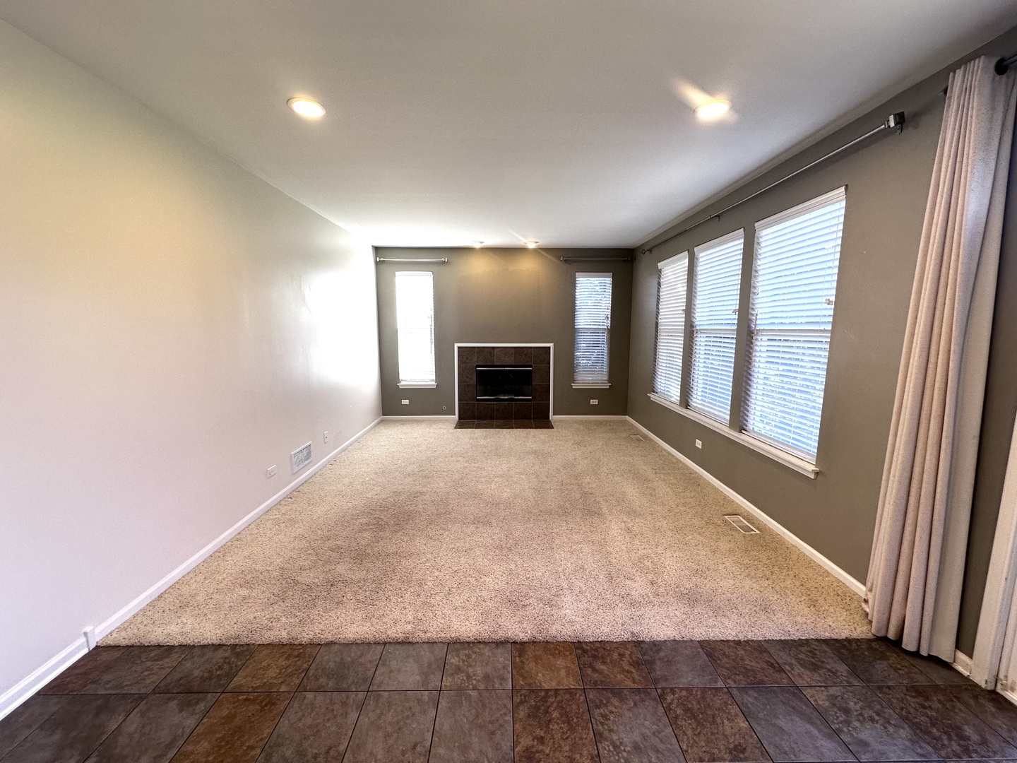 3134 Kyra Lane, Elgin, IL 60124