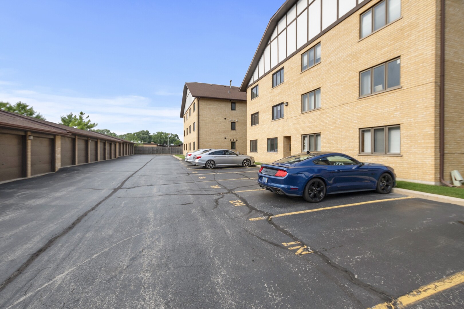 17960 Royal Oak Court #1N, Tinley Park, IL 60477