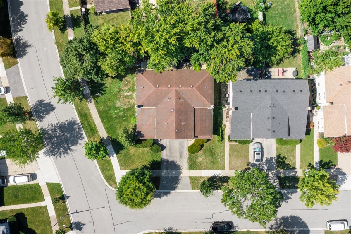 1704 N Drury Lane, Arlington Heights, IL 60005