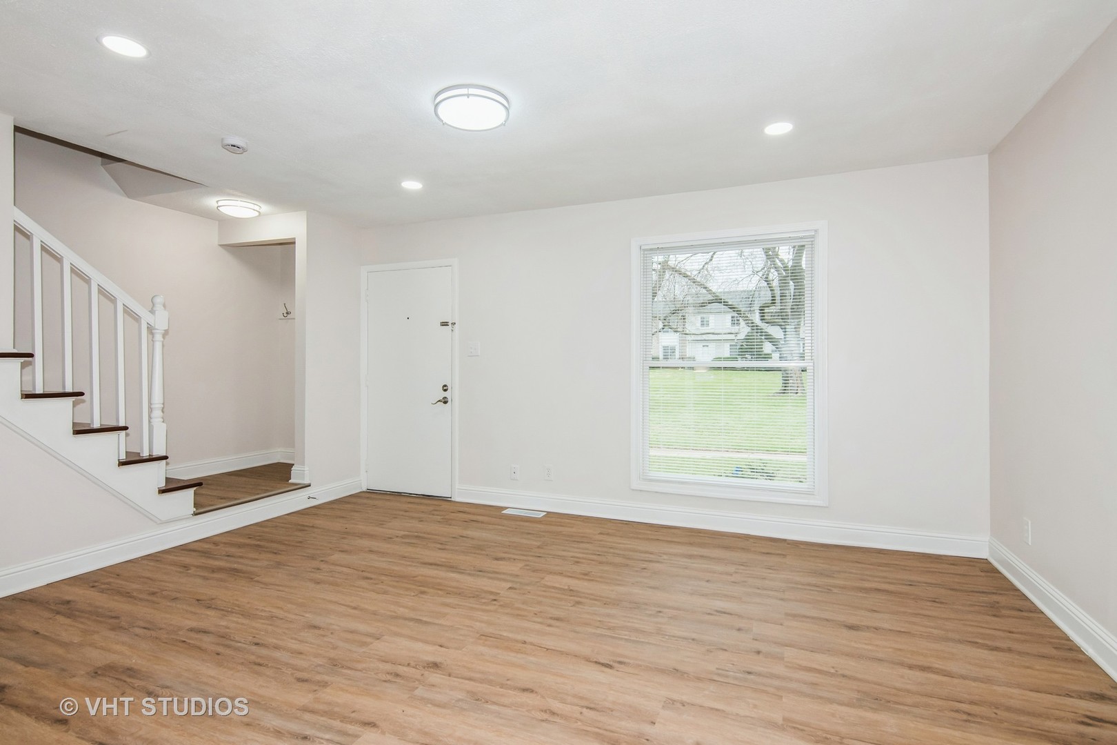 452 Mallview Lane, Bolingbrook, IL 60440