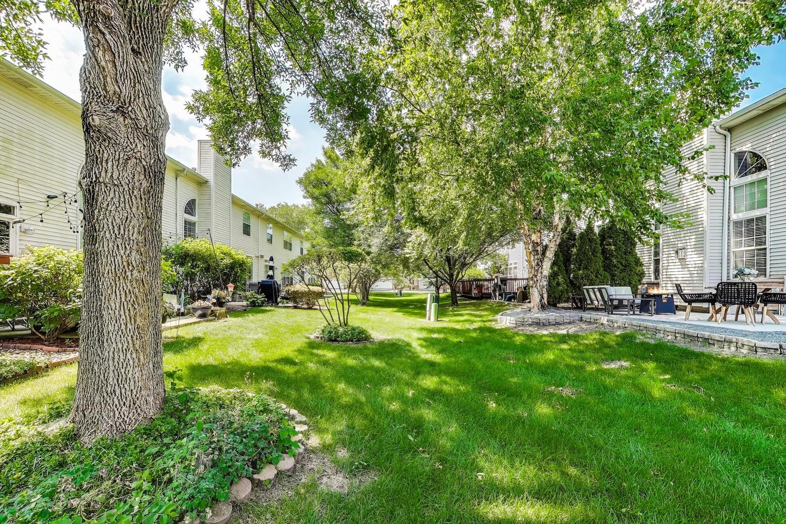 16765 S Sunset Ridge Court, Lockport, IL 60441