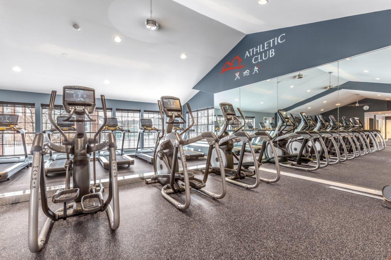 222 Lincoln Oaks Drive #1406, Willowbrook, IL 60527