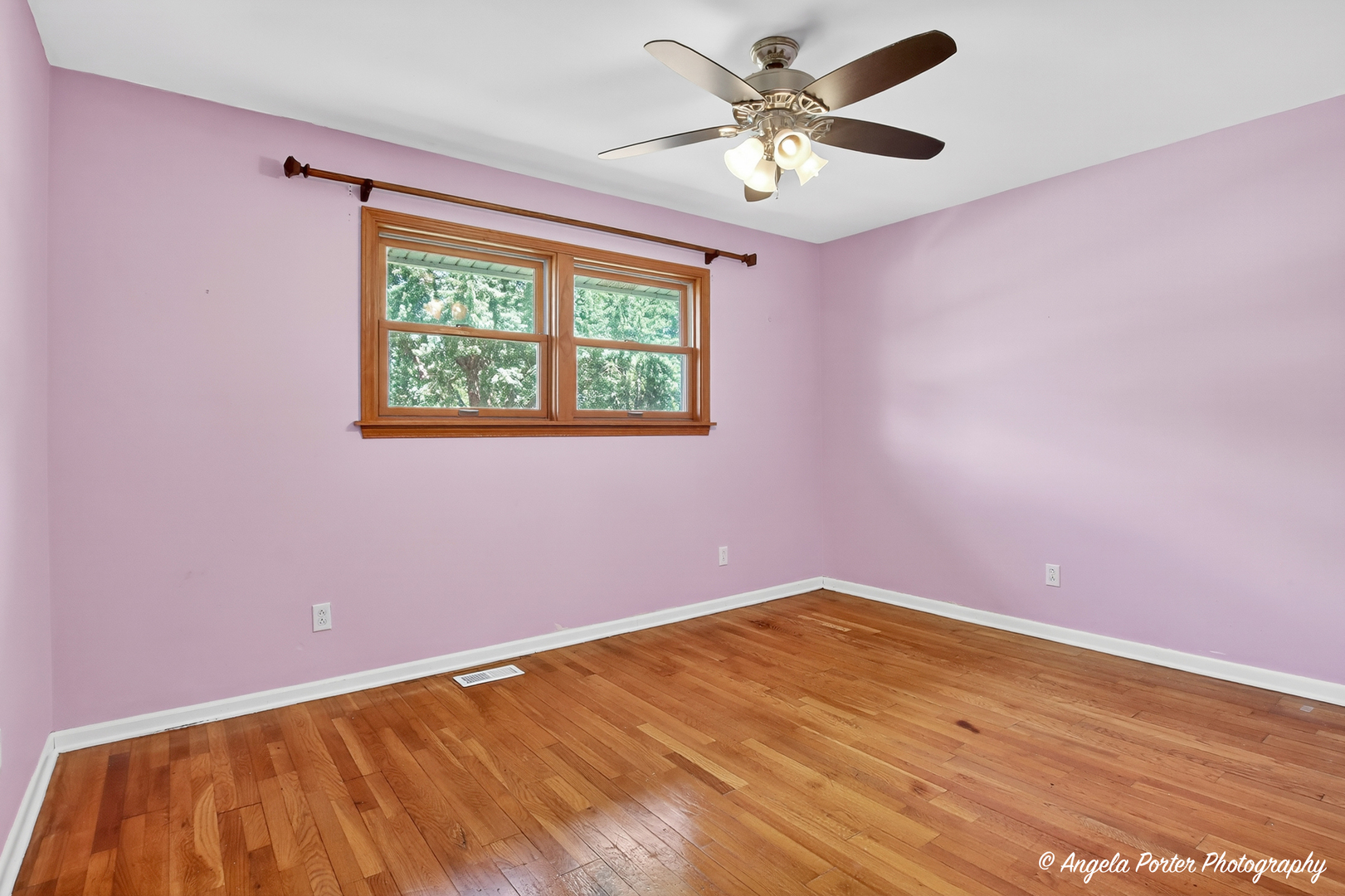 4409 Prairie Avenue, McHenry, IL 60050