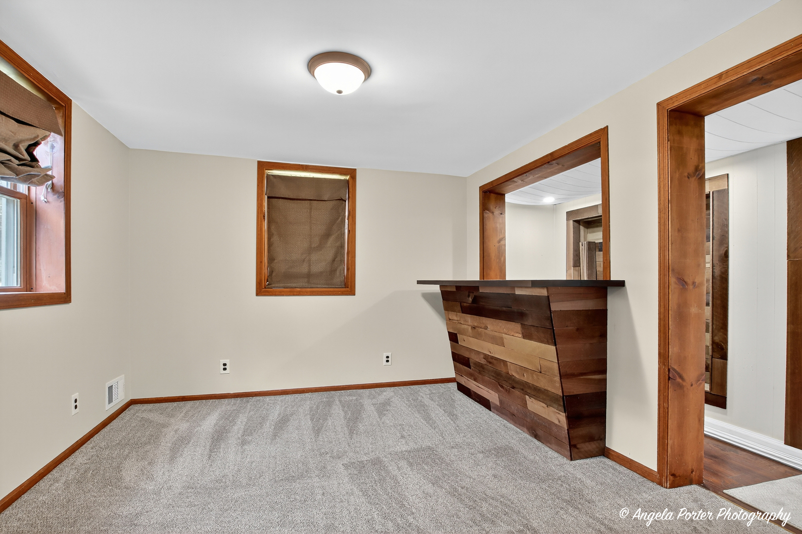 4409 Prairie Avenue, McHenry, IL 60050
