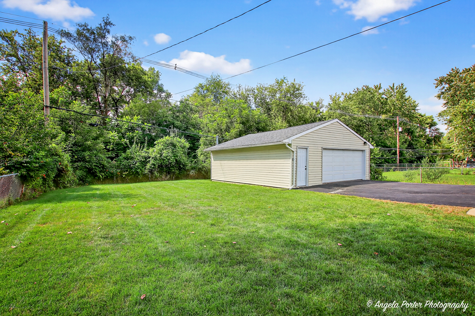 4409 Prairie Avenue, McHenry, IL 60050