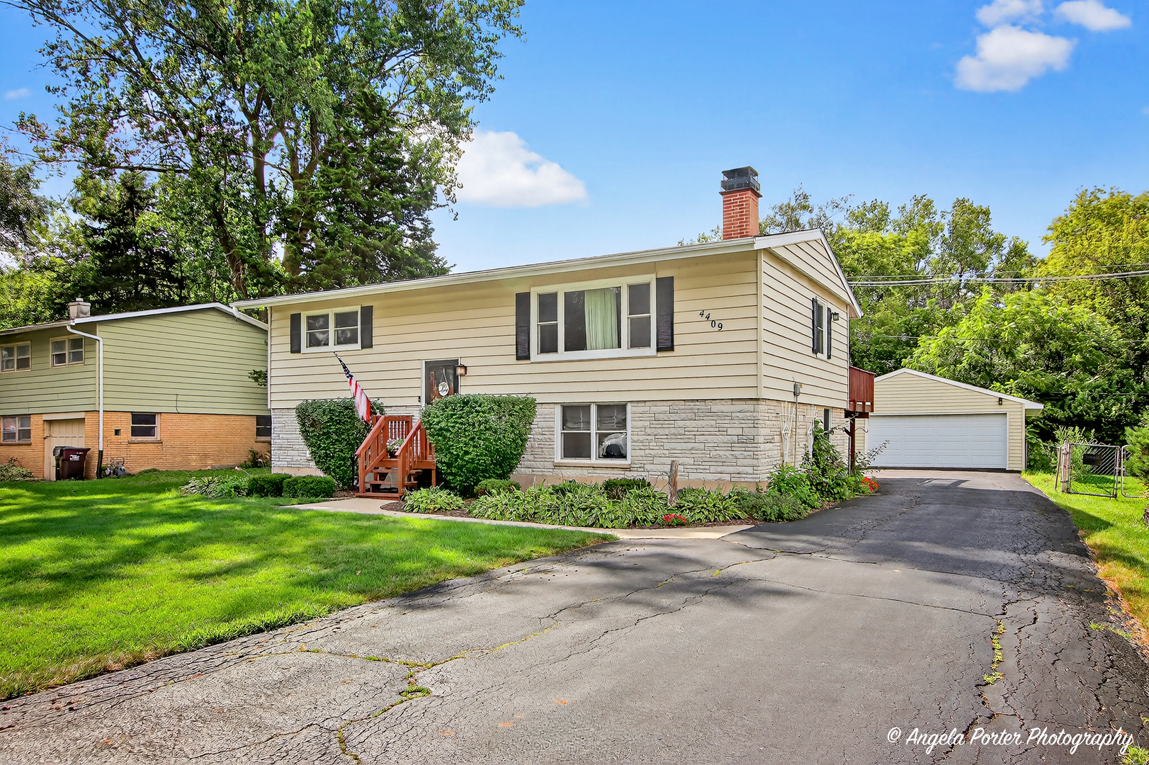 4409 Prairie Avenue, McHenry, IL 60050