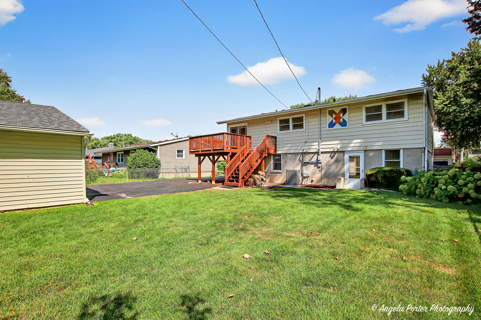 4409 Prairie Avenue, McHenry, IL 60050