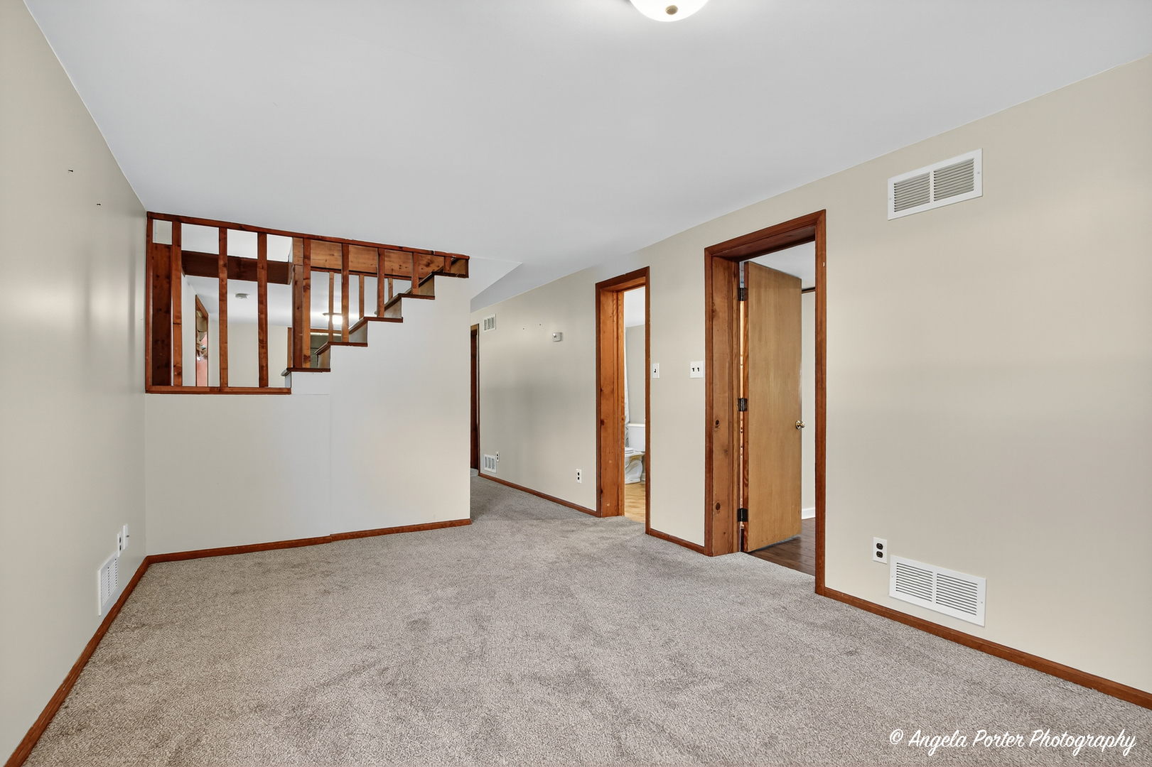 4409 Prairie Avenue, McHenry, IL 60050