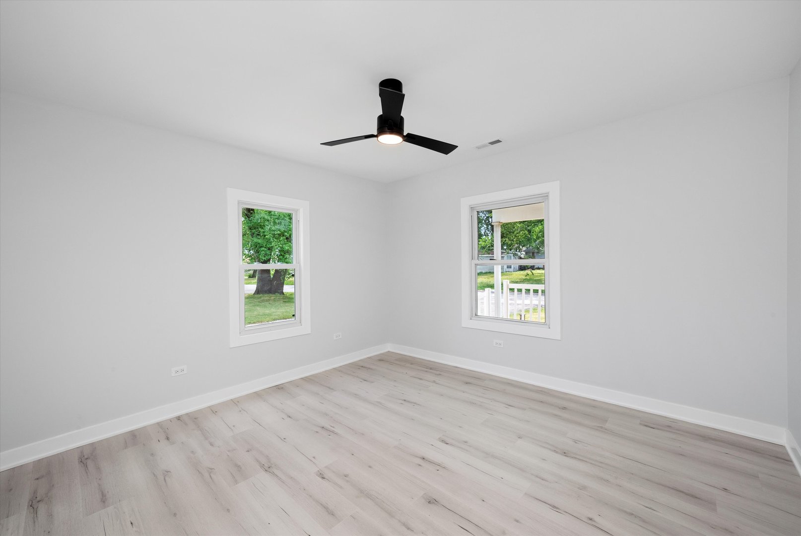 309 SE Circle Drive, Joliet, IL 60433