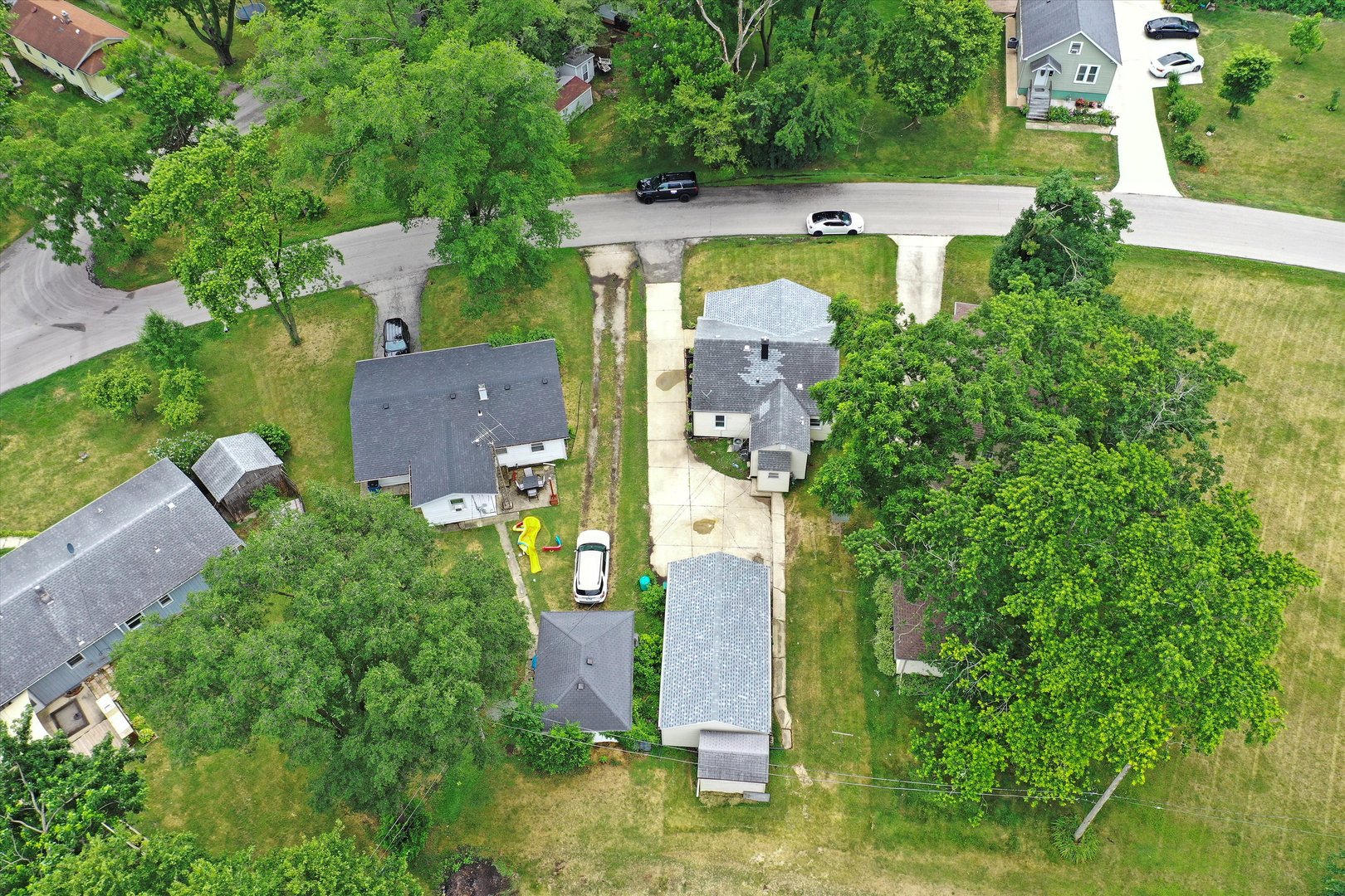 309 SE Circle Drive, Joliet, IL 60433