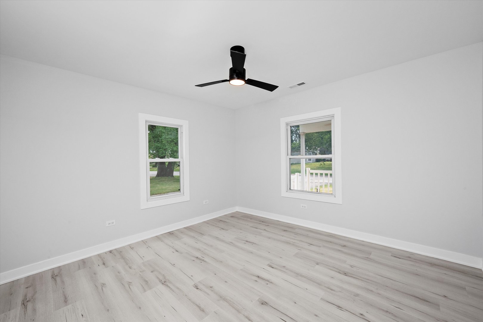 309 SE Circle Drive, Joliet, IL 60433