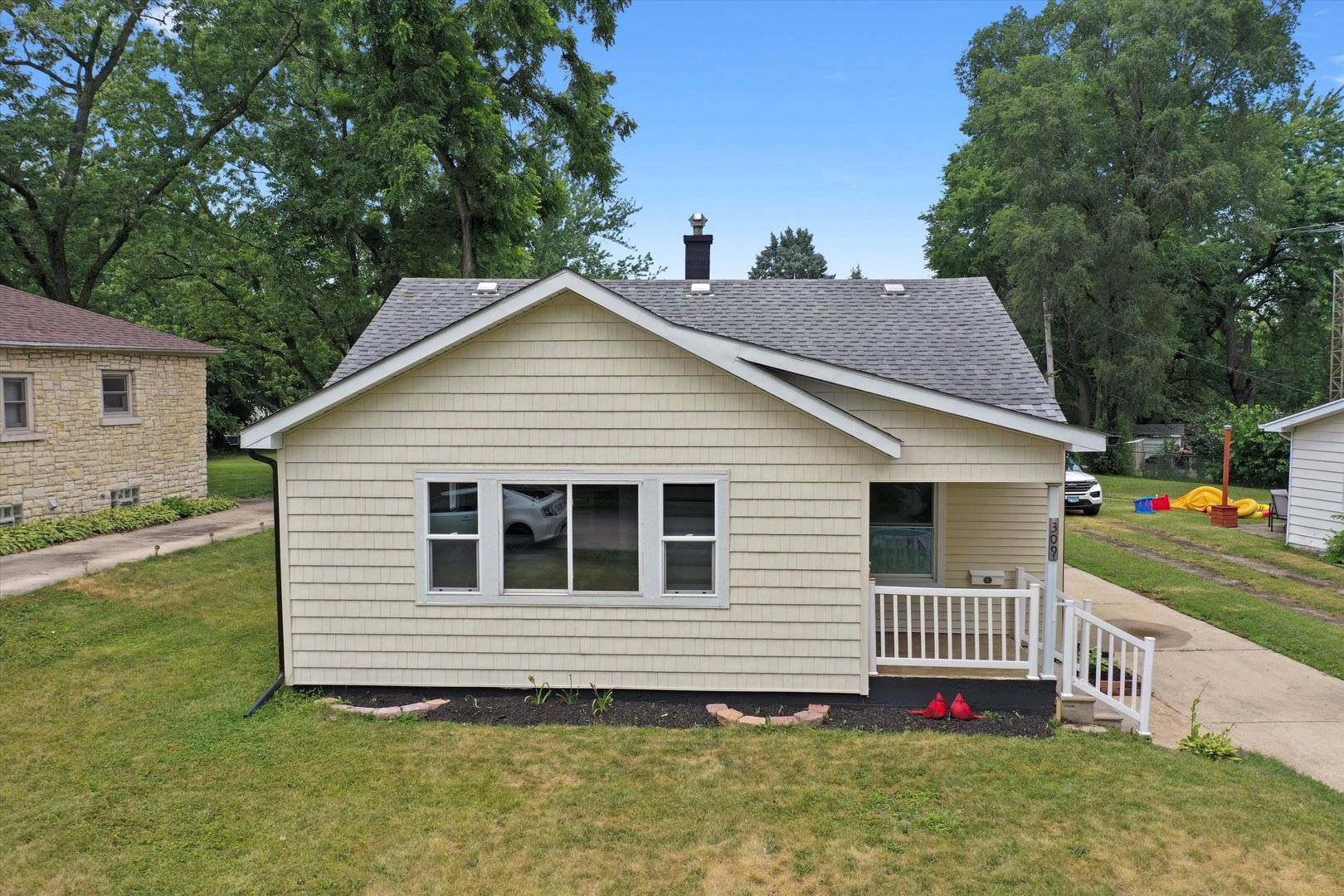 309 SE Circle Drive, Joliet, IL 60433