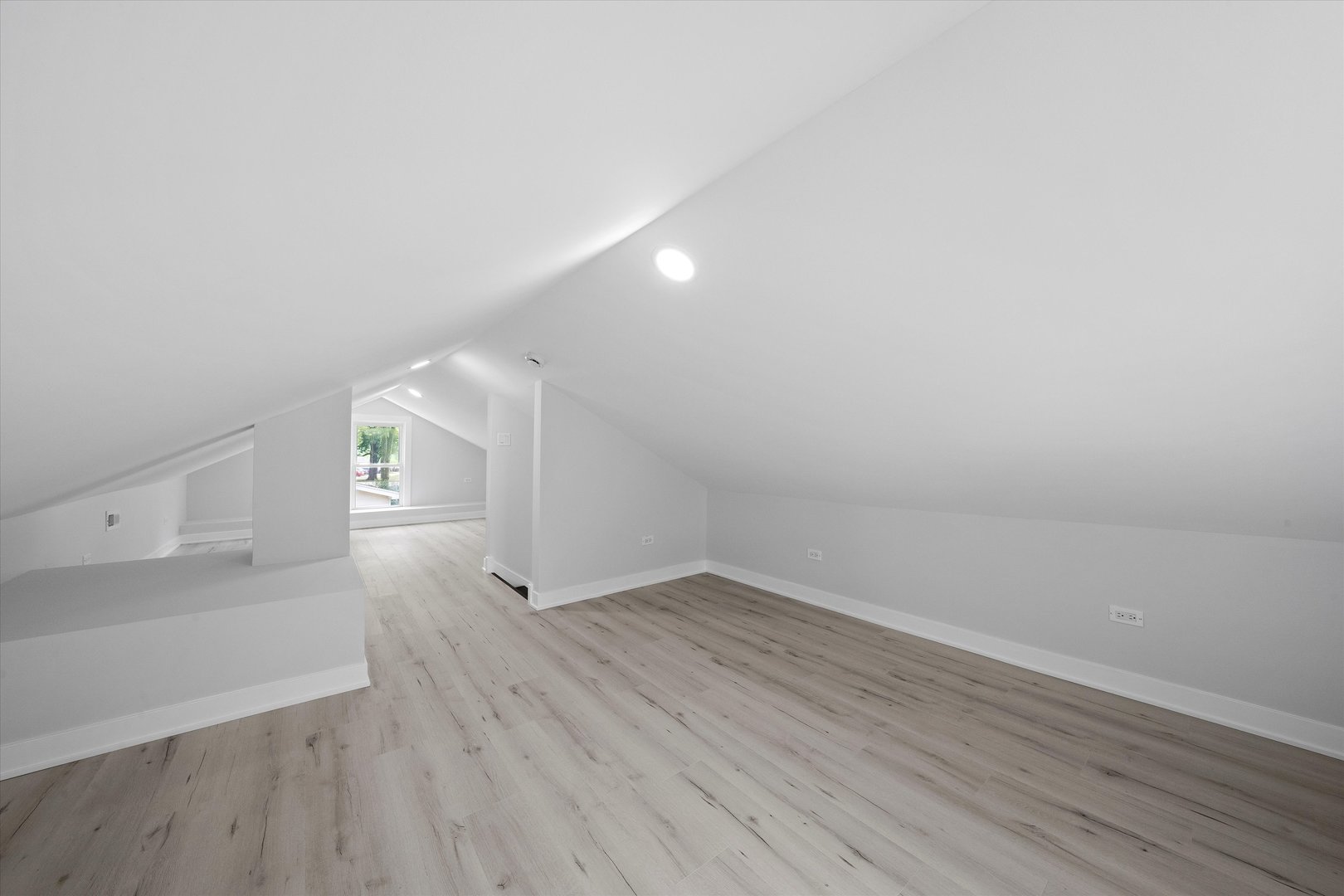 309 SE Circle Drive, Joliet, IL 60433