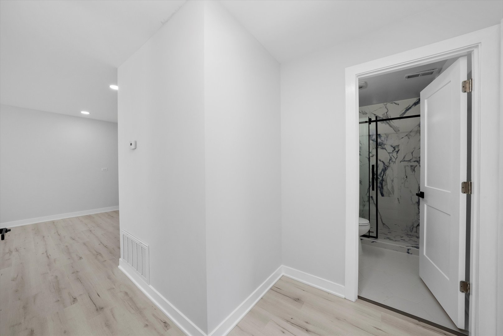 309 SE Circle Drive, Joliet, IL 60433