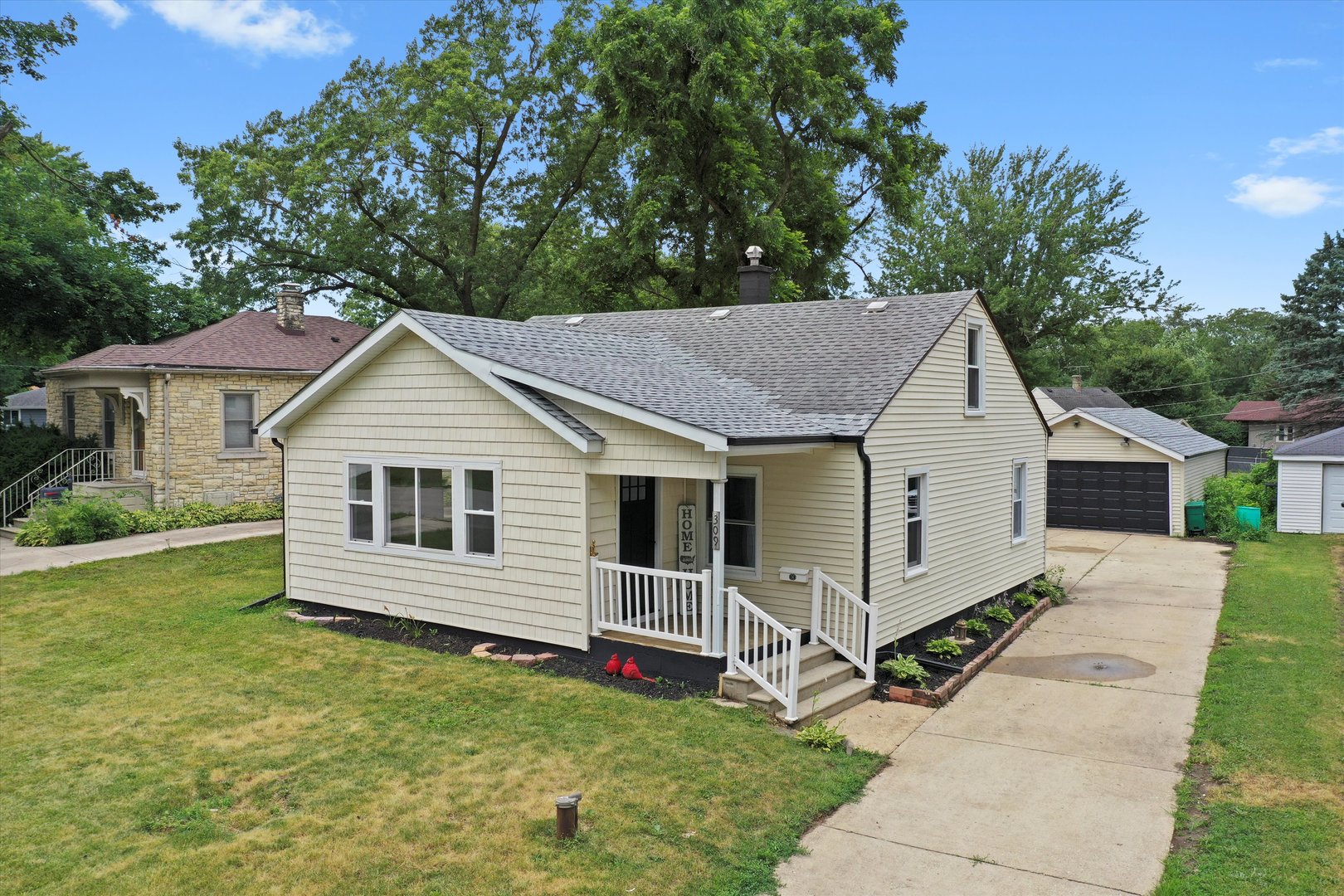 309 SE Circle Drive, Joliet, IL 60433