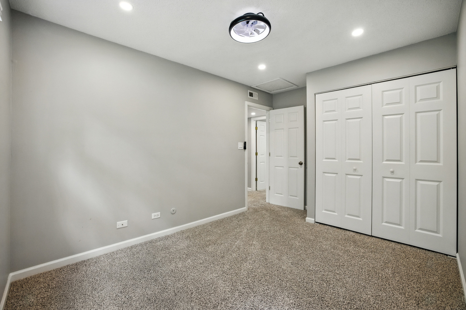 195 Thomas Court #A, Bartlett, IL 60103