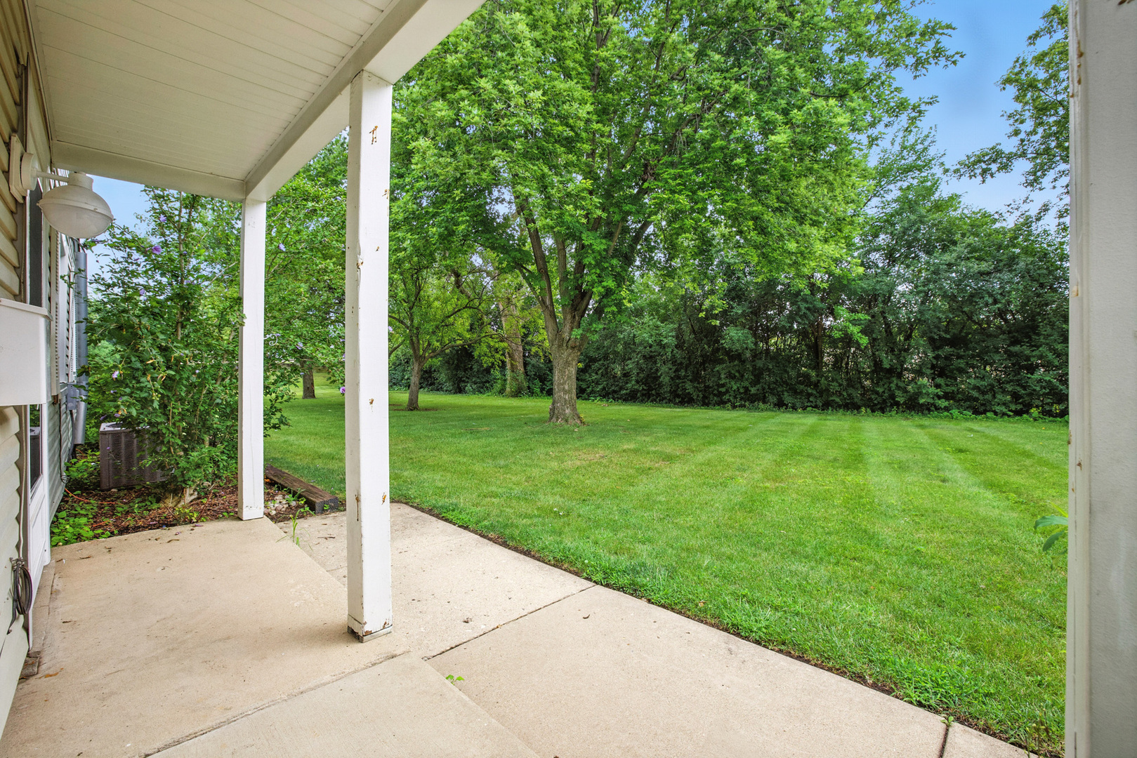 195 Thomas Court #A, Bartlett, IL 60103