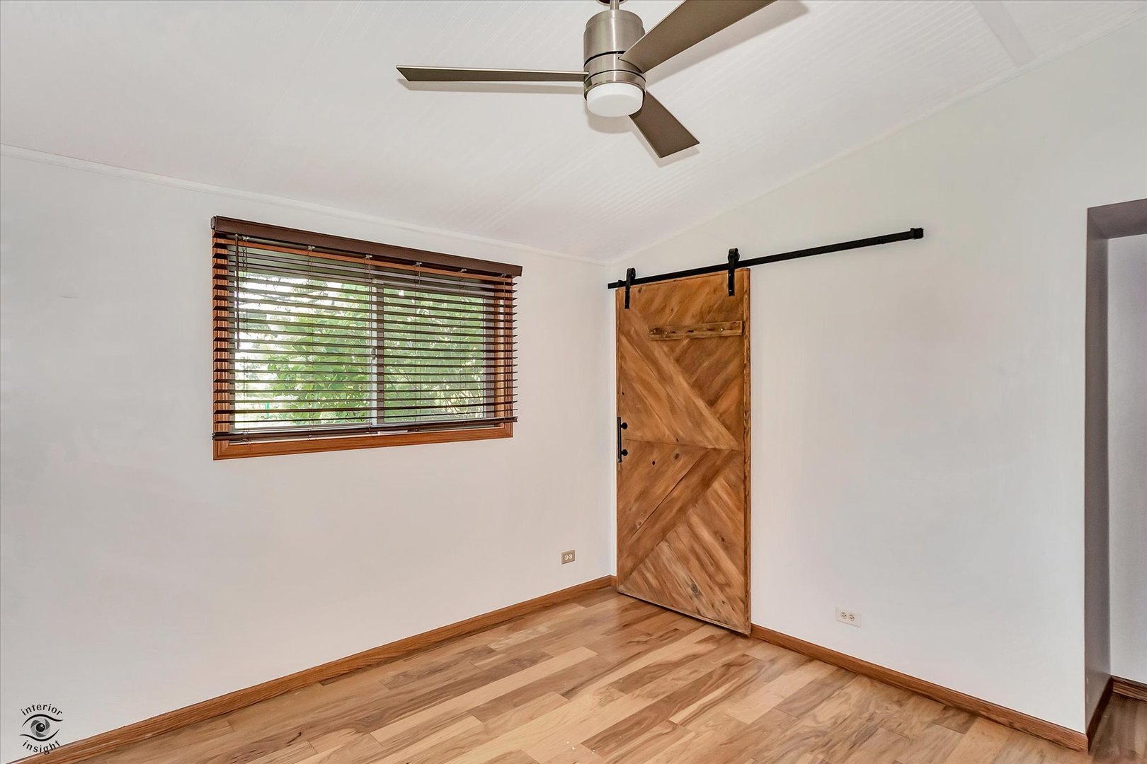 944 E County Line Road, Grant Park, IL 60940