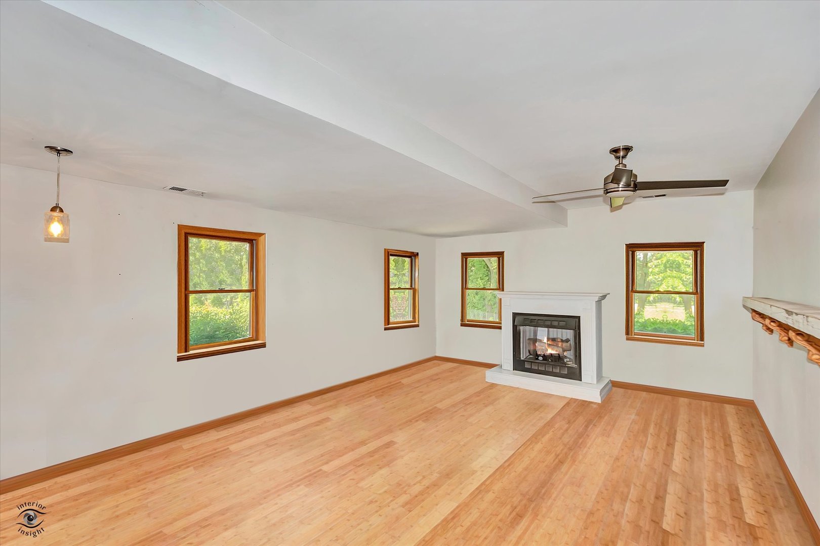 944 E County Line Road, Grant Park, IL 60940